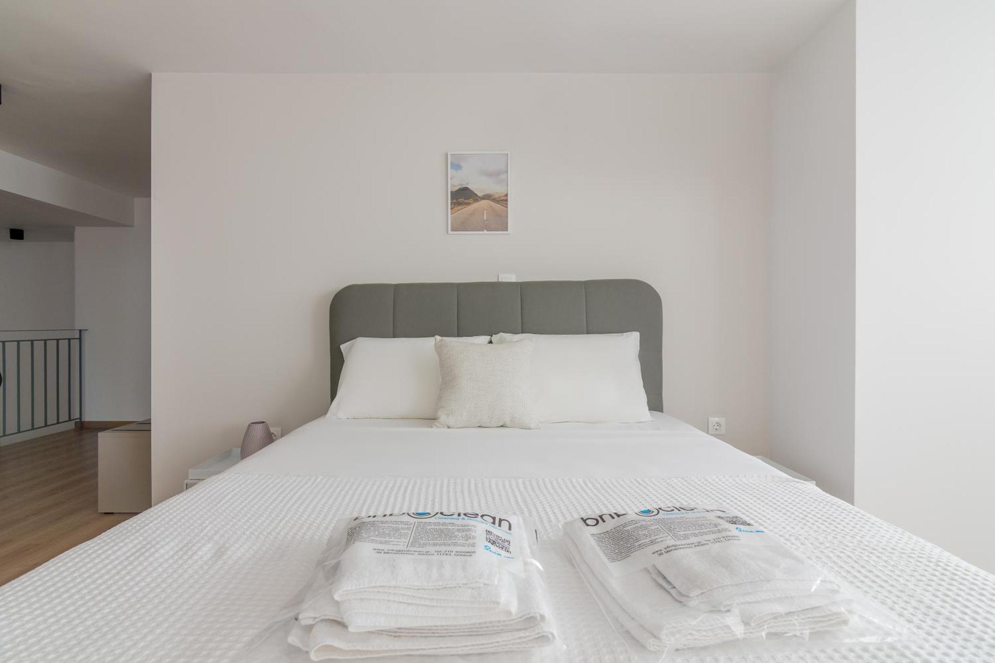 Leochares Lifestyle Apartments - Self Check-In Atény Pokoj fotografie